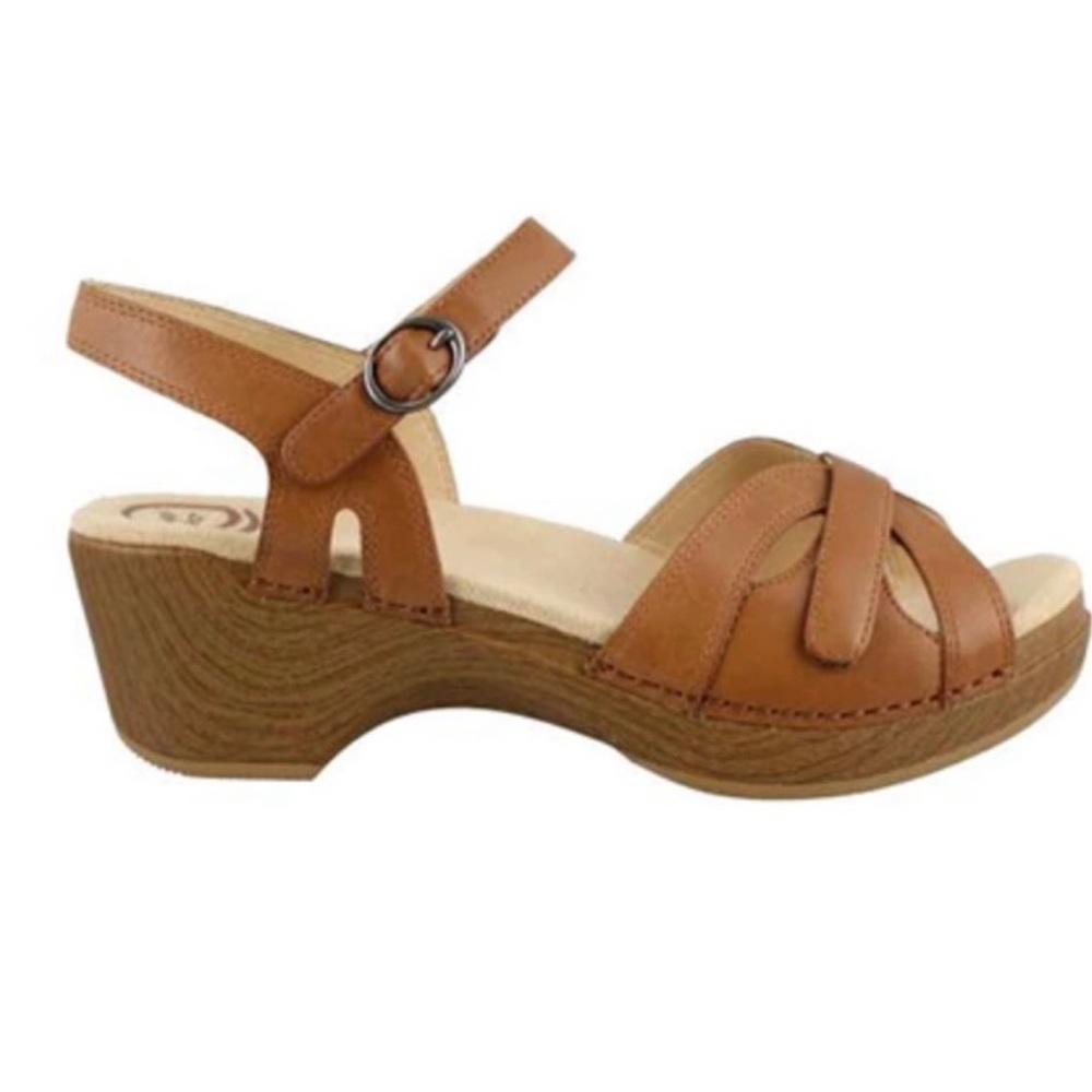 Dansko season Camel full grain sandals